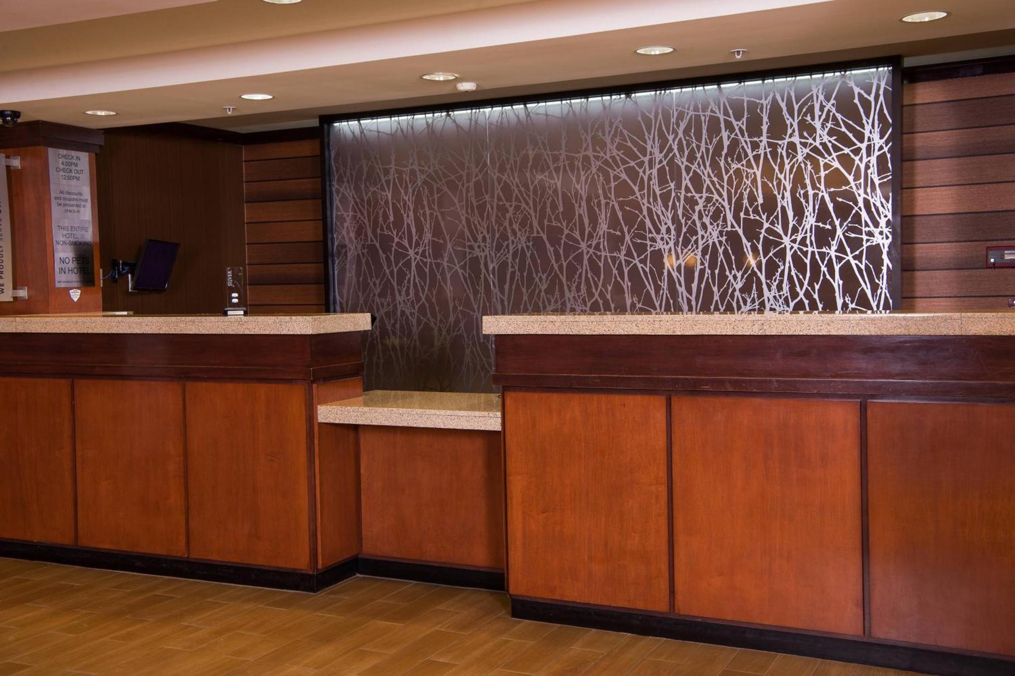 Fairfield Inn & Suites Рапид Сити Екстериор снимка
